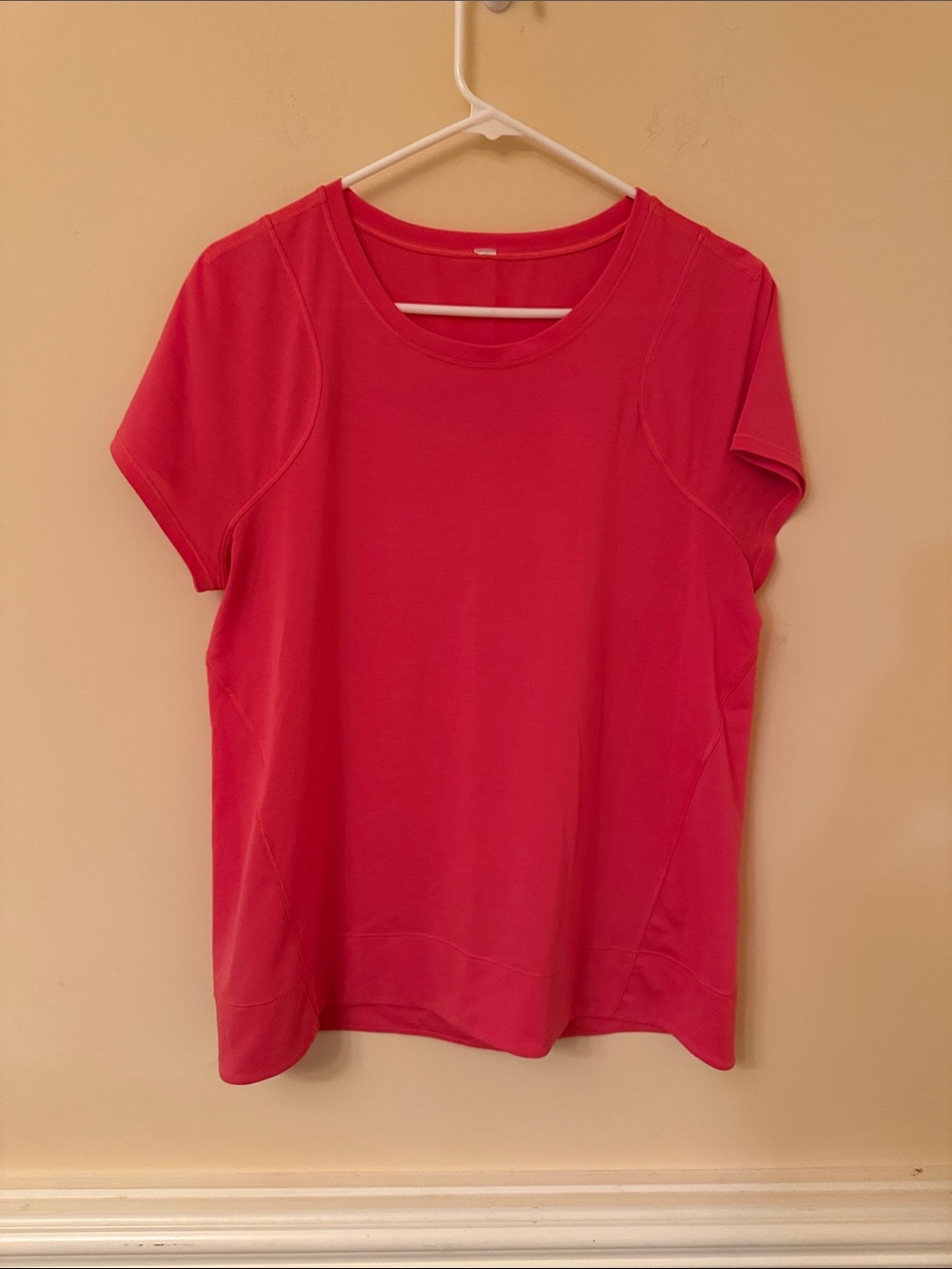 Lululemon Short Sleeve Active Tee‎ Coral Pink/Red Color